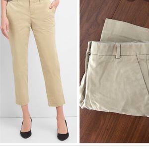 NWT Gap tailored cop khakis